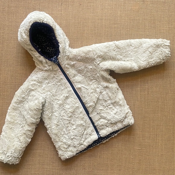 EUC North Face Mossbud swirl hooded jacket reversible navy to cream fur - Picture 8 of 15